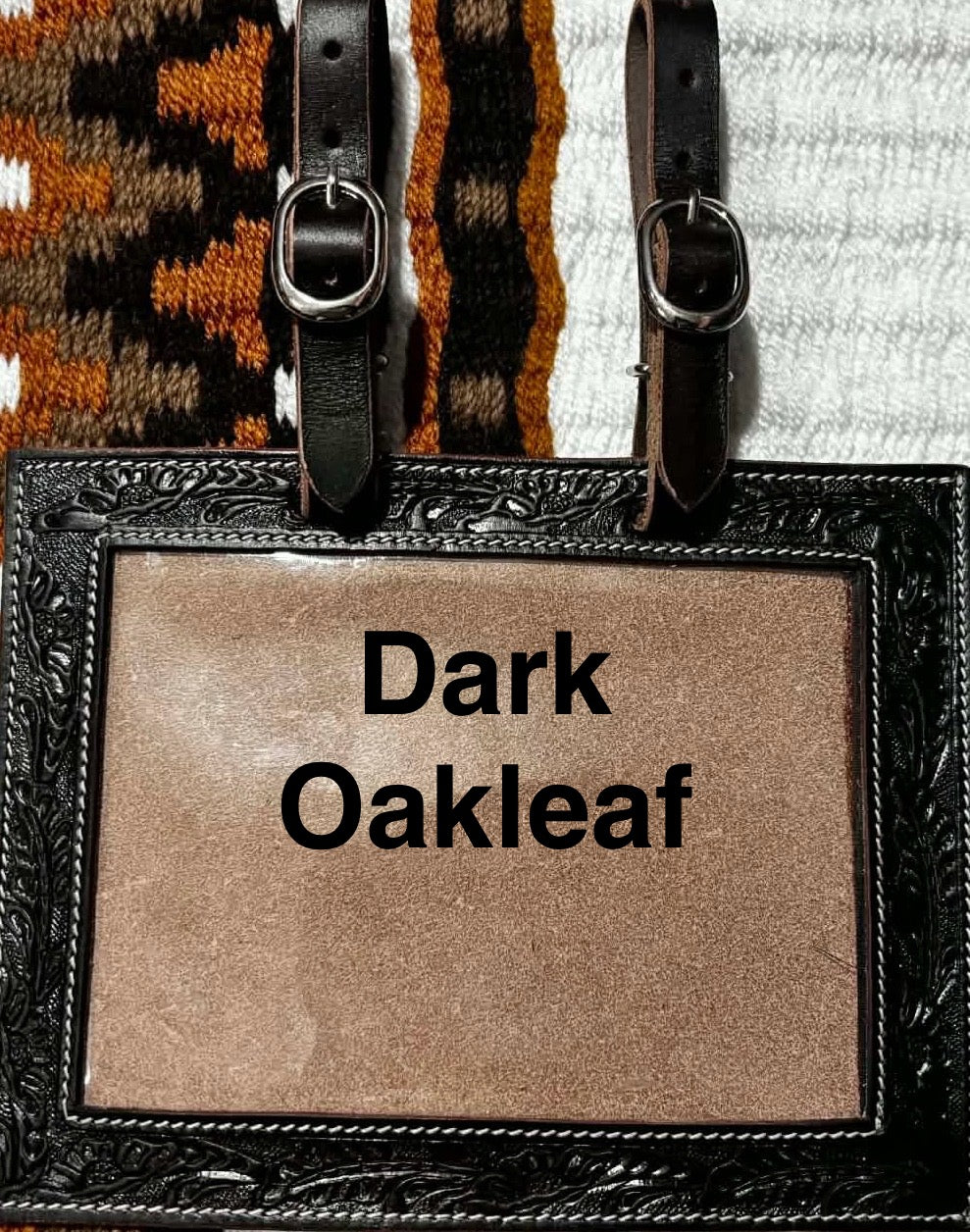 Number Holder Dark Oak Leaf